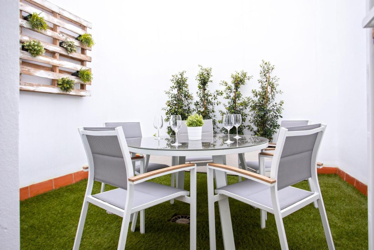 Genteel Home Recaredo Seville Luaran gambar